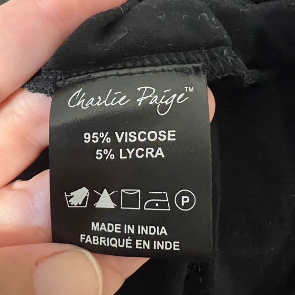 Charlie Paige black sleeveless dress. Size 5/M - Picture 6 of 7